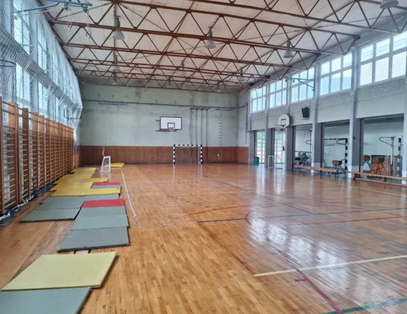 Školska sportska dvorana Matija Vlačić