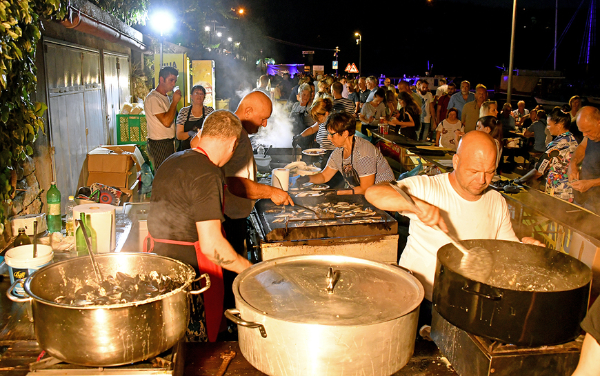 S lanjske Ribarske fešte u Trgetu (foto: Roberto Matković)