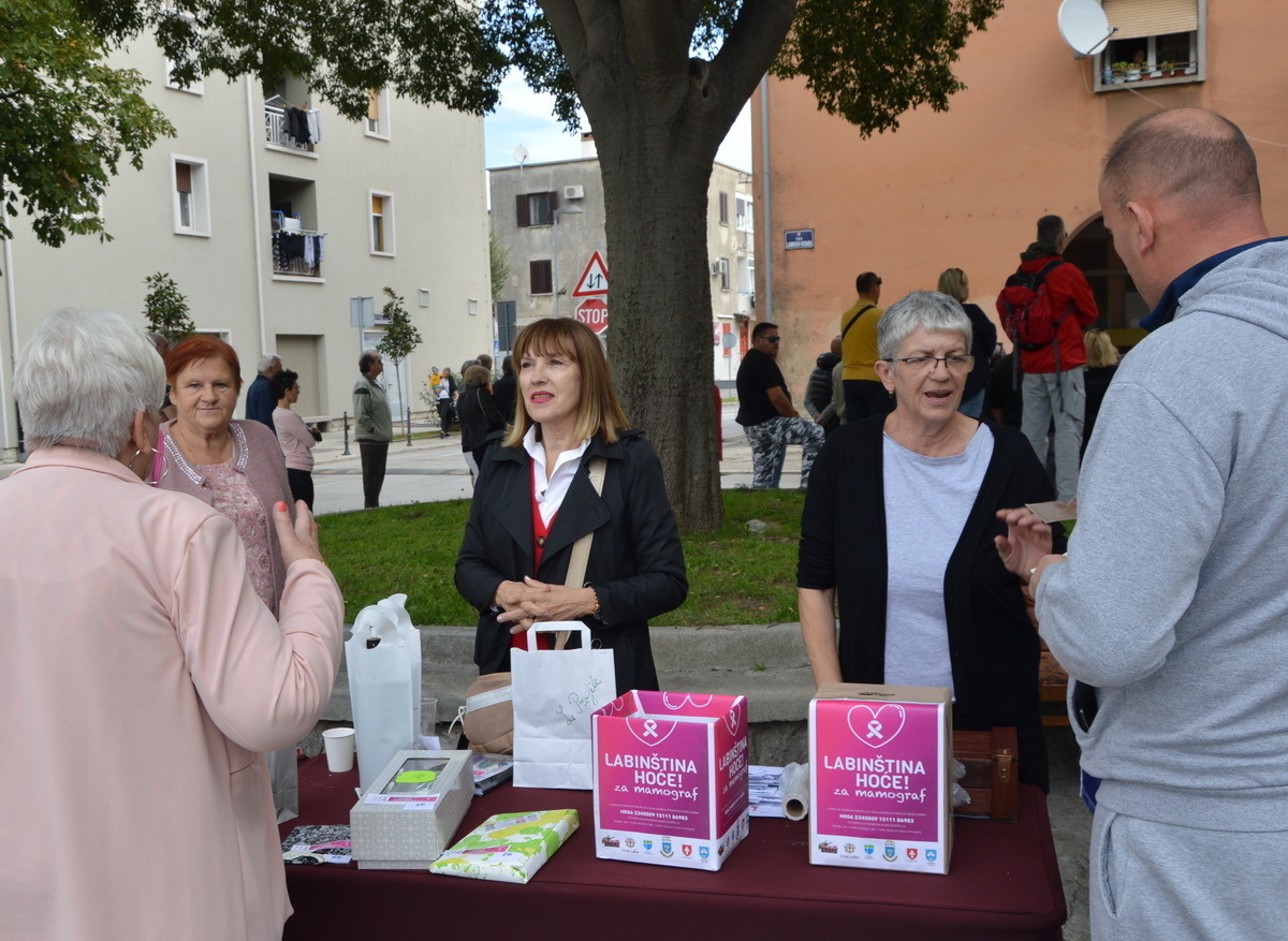 Na jednoj od humanitarnih akcija Sindikata umirovljenika