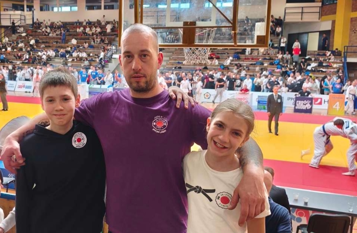 Adrijan Golja, trener Vedran Pizentić i Dora Petrić 