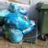 Vreće smeća završile ispred ambulante u Potpićnu