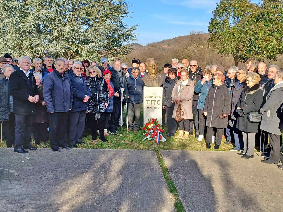 Društvo "Josip Broz Tito" na jednoj od svojih komemoracija