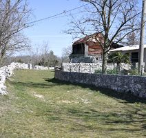 Starinski "kolnac" iz Barelići u smjeru Bartića